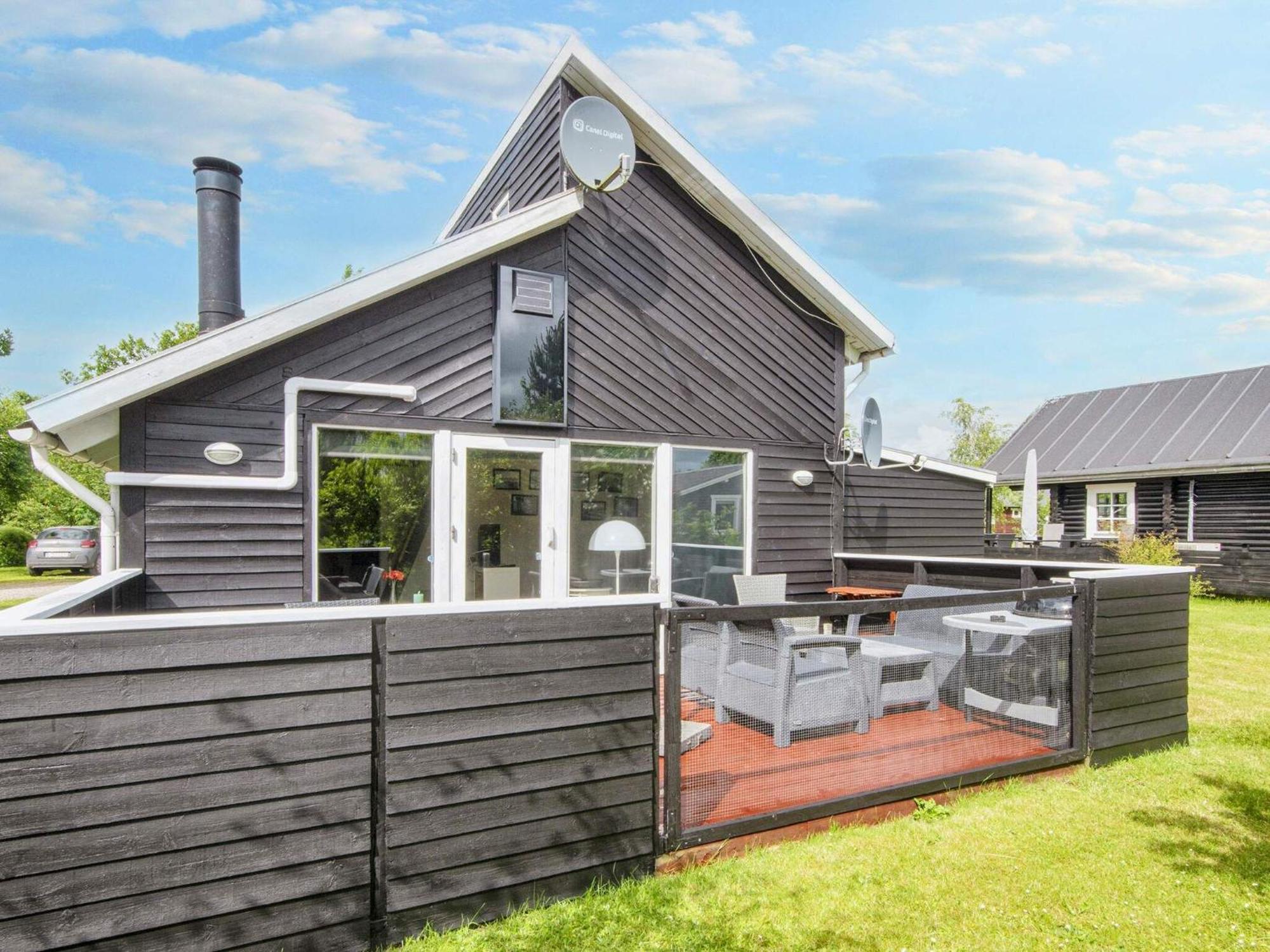5 Person Holiday Home In Hovborg Esterno foto